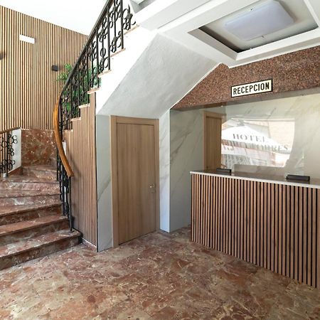 Hotel Pedro Torres เกว็งกา ภายนอก รูปภาพ