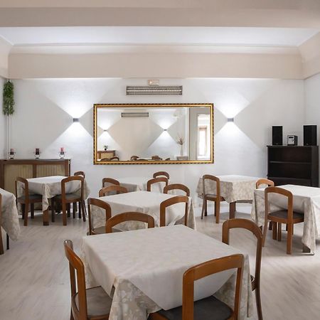Hotel Pedro Torres เกว็งกา ภายนอก รูปภาพ