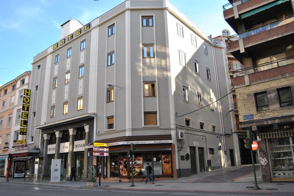 Hotel Pedro Torres เกว็งกา ภายนอก รูปภาพ