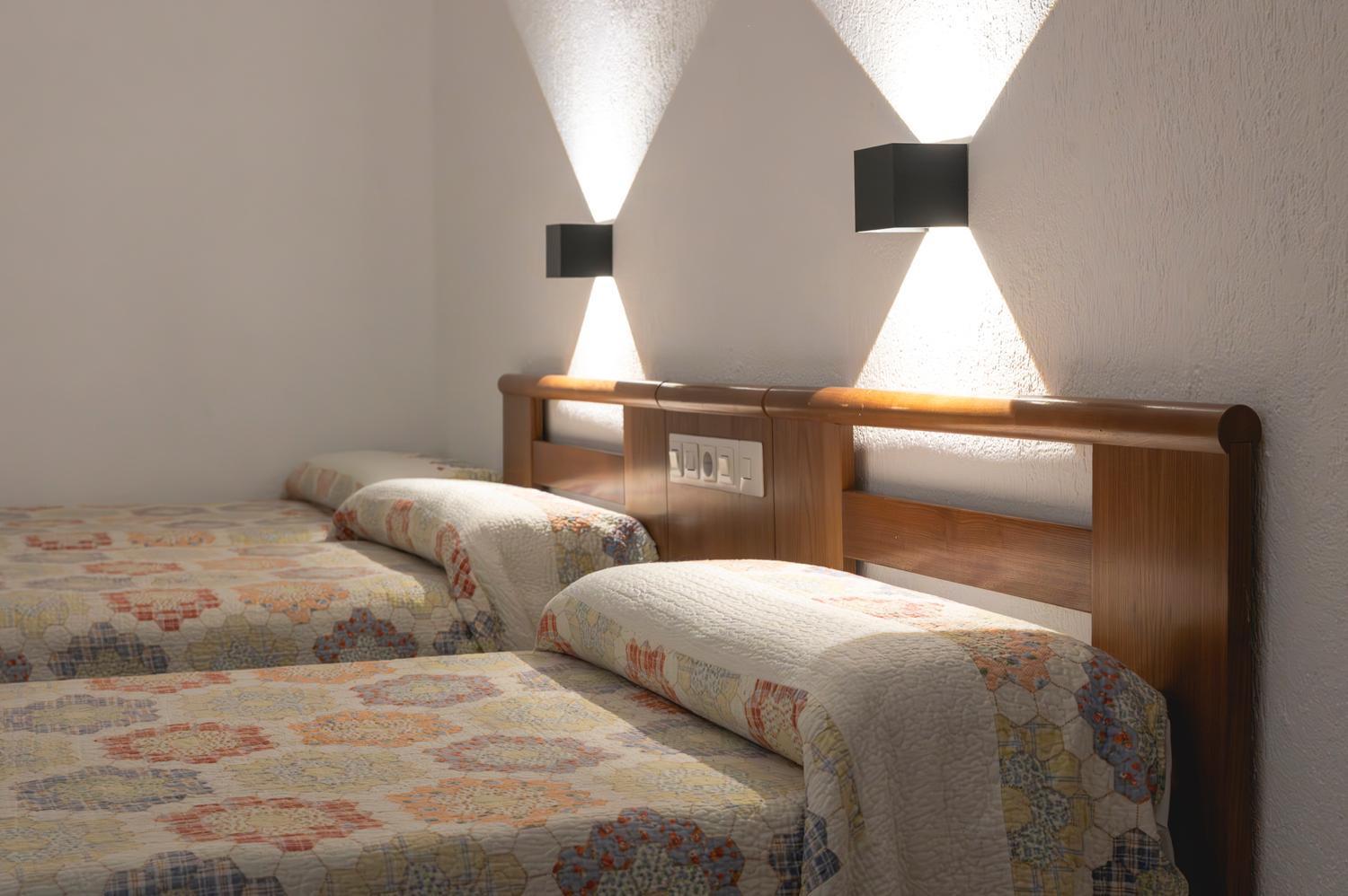 Hotel Pedro Torres เกว็งกา ภายนอก รูปภาพ