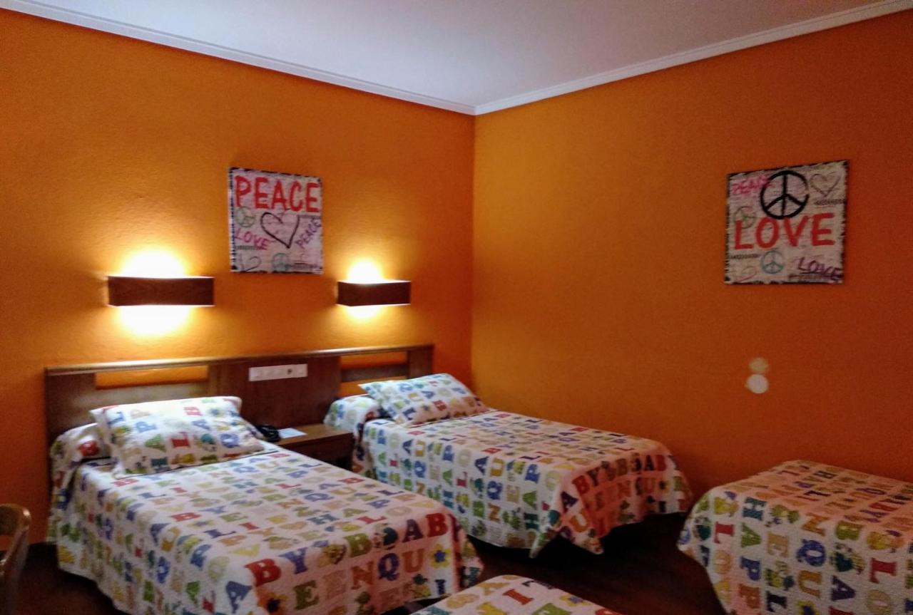 Hotel Pedro Torres เกว็งกา ภายนอก รูปภาพ