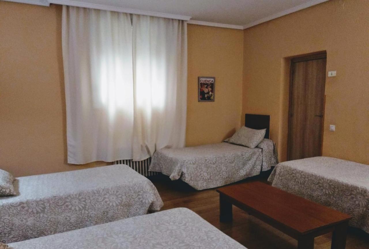 Hotel Pedro Torres เกว็งกา ภายนอก รูปภาพ