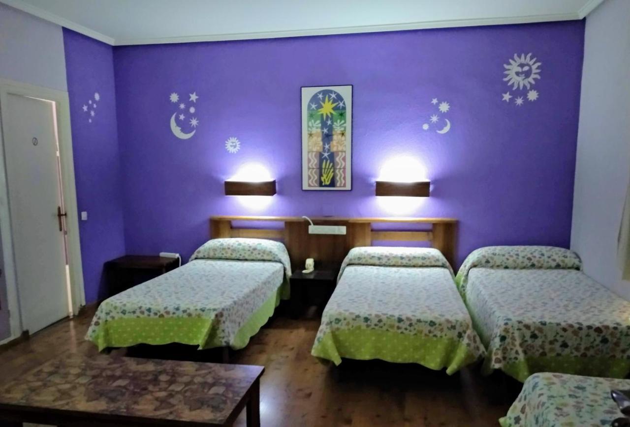 Hotel Pedro Torres เกว็งกา ภายนอก รูปภาพ